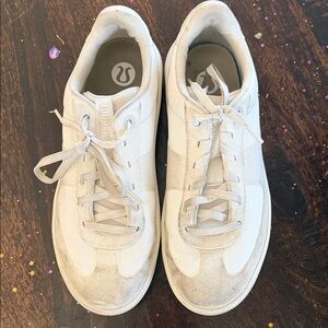 Lululemon sneakers size 8.5